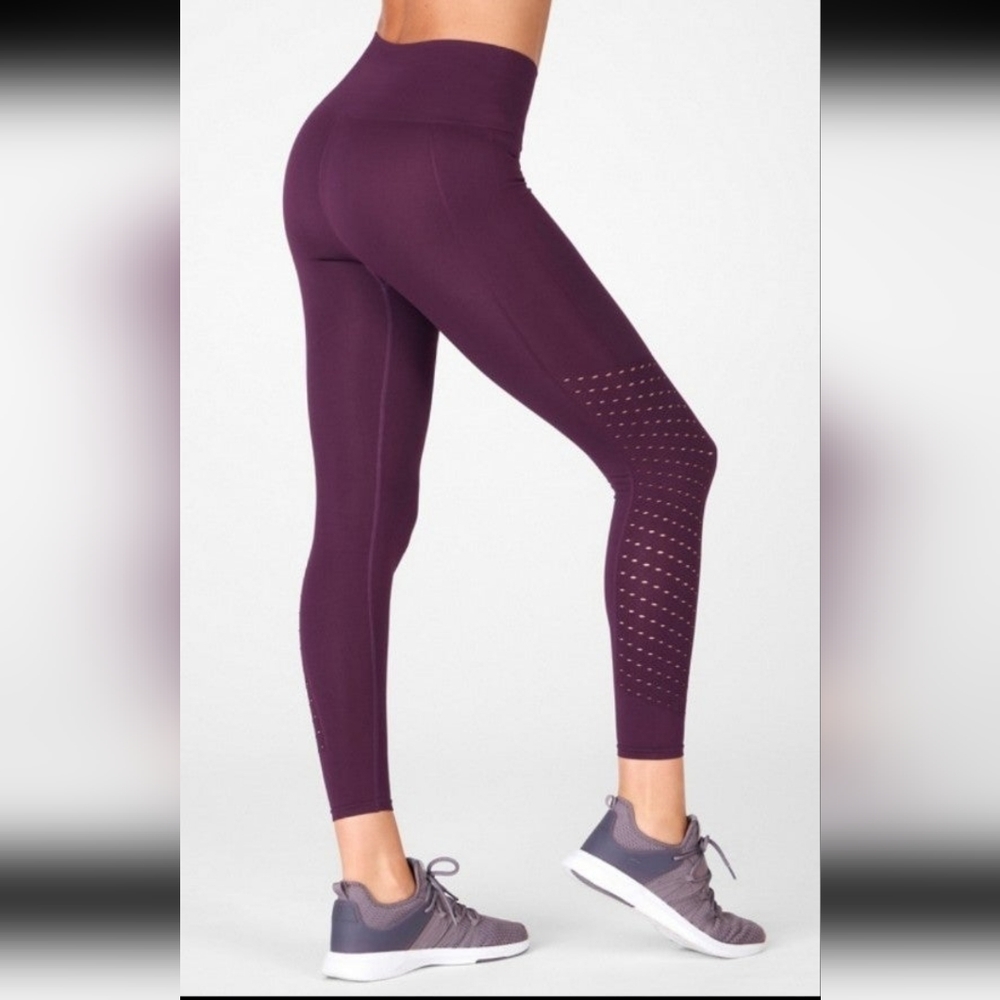 Fabletics Seamless Plum Leggings